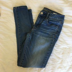 American Eagle jegging style jeans